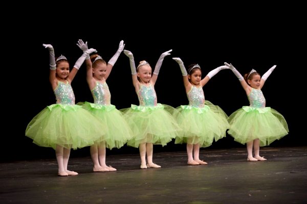 Ms. Sara’s “A Dream Is A Wish Your Heart Makes” ballet dancers confidently hold their ending pose for big applause!
